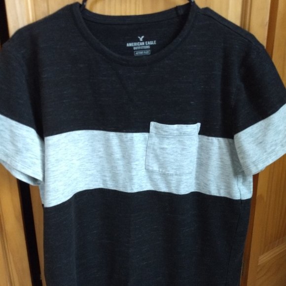 American Eagle Outfitters Other - American Eagle T shirt. Grey/black. Size M